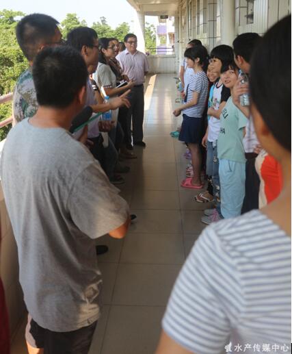 E:\广东海洋大学\水产传媒中心\2016级相关报道\春风化雨 精准走心\5.jpg E:\广东海洋大学\水产传媒中心\2016级相关报道\春风化雨 精准走心\5.jpg